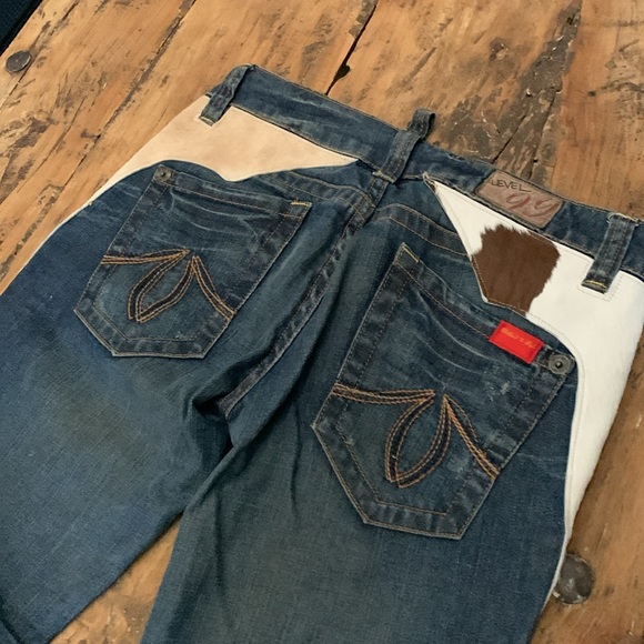 Level 99 hair on hide low rise home designed jeans - Picture 4 of 11